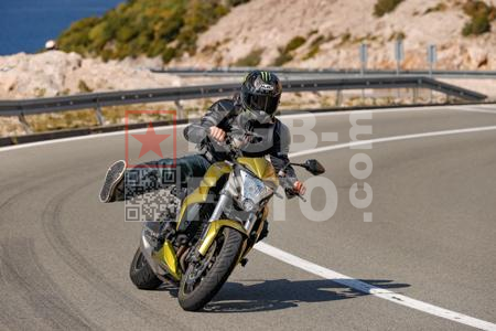 _9063082-rbJMTe