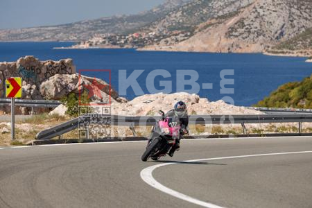 _9063138