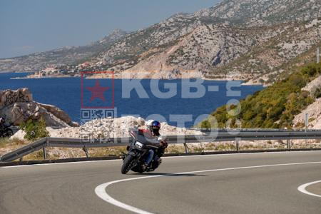 _9063639-VKlE6E