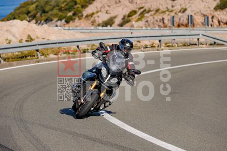 _9133736-XEEcUV
