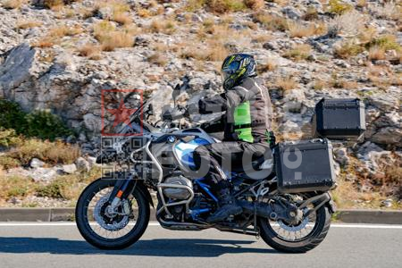 _9133793-Fyr8Zp