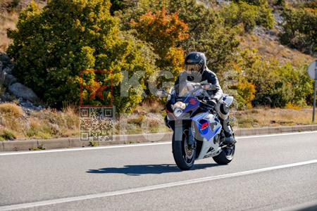 _9134007-dch5pO
