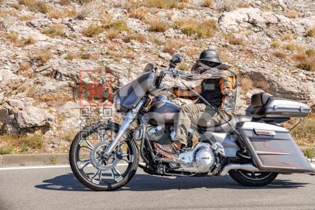 _9135630-6Yz9Y9