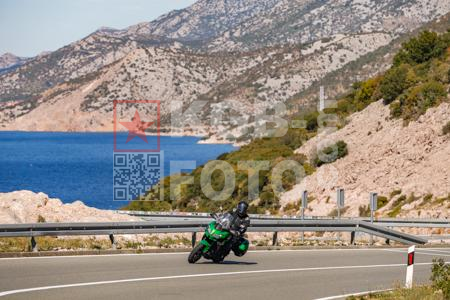 _9135058-p8cTSS
