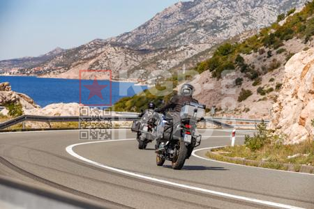 _9135933