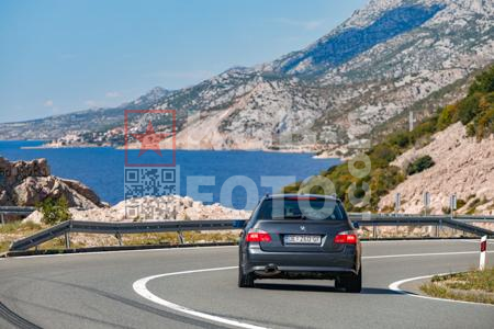 _9136809-Bg6BOk