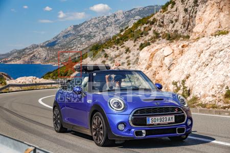 _9136853