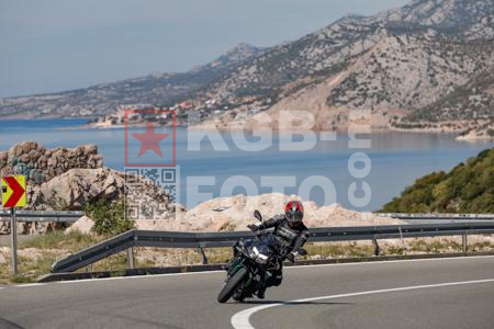 _9203025