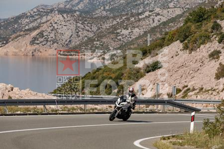 _9203546