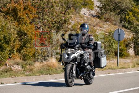 _9268532